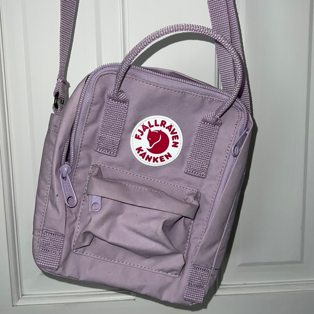Fjallraven kanken sling bag